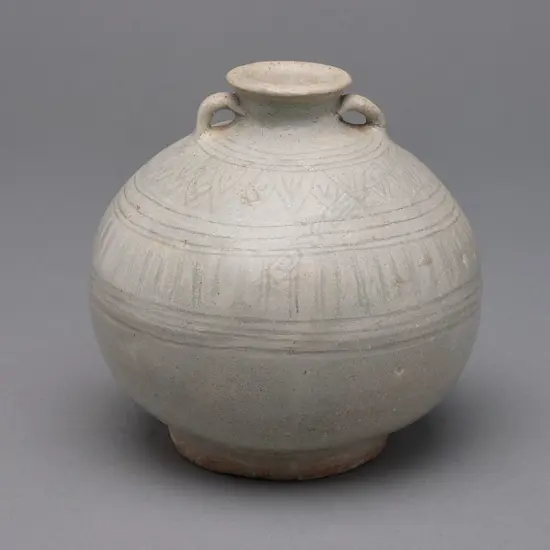 Stoneware bottle – Sawankhalok - 13th to 16thC,